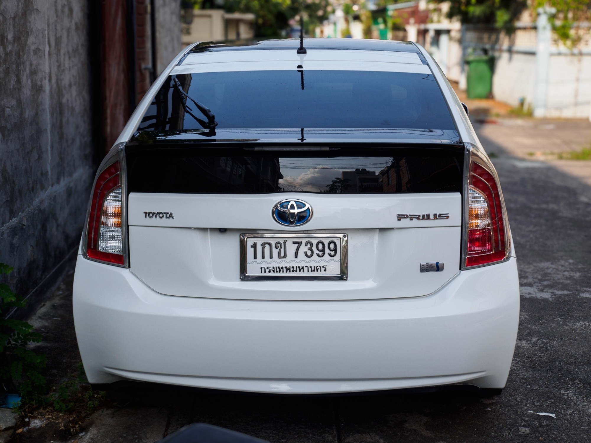 2012 Toyota Prius สีขาว