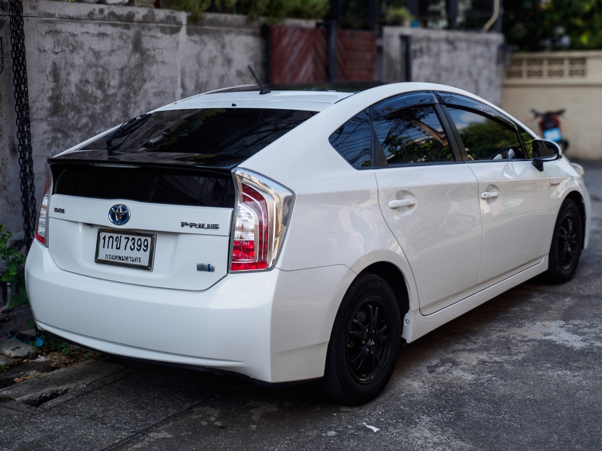 2012 Toyota Prius สีขาว