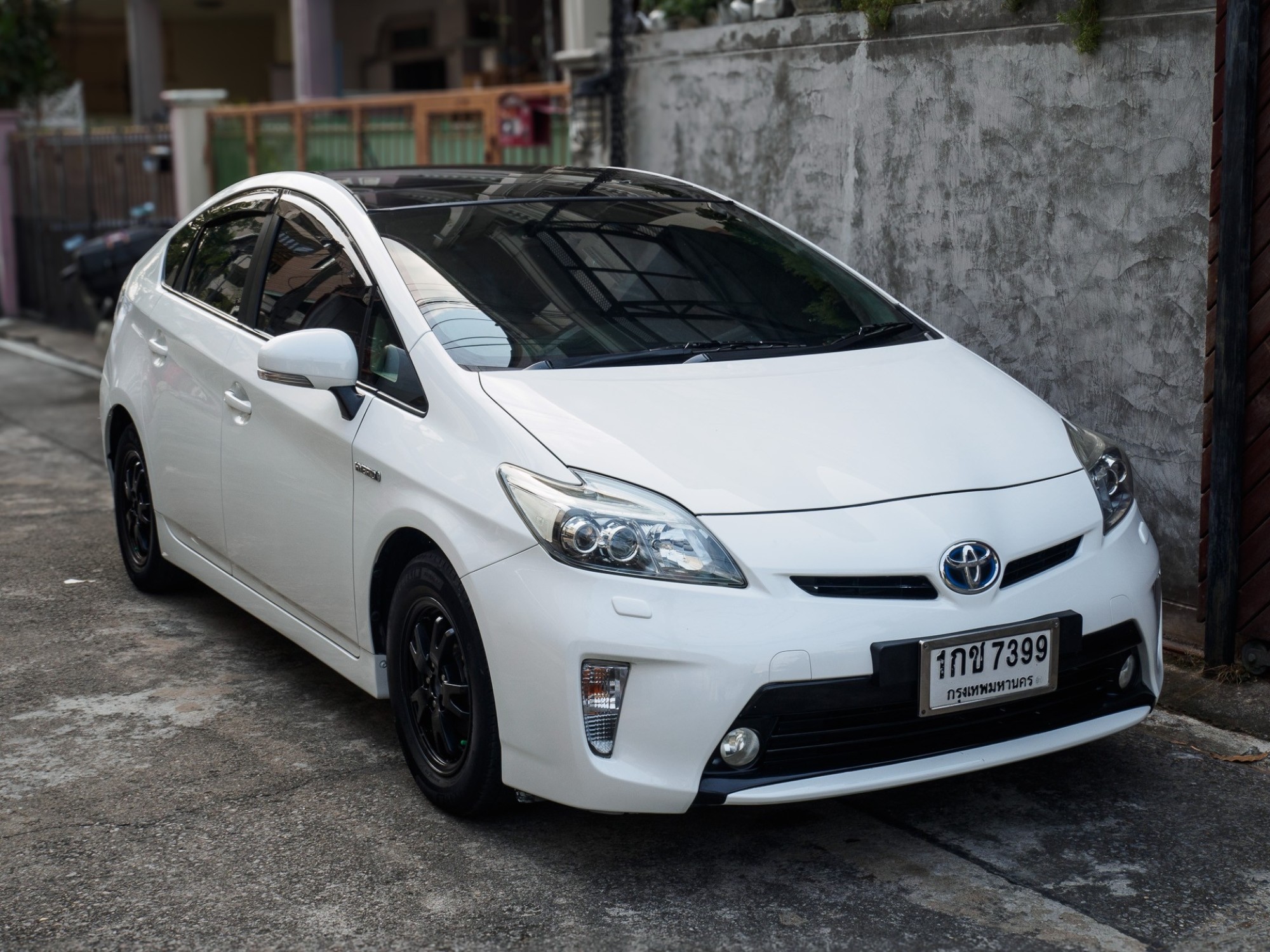 2012 Toyota Prius สีขาว