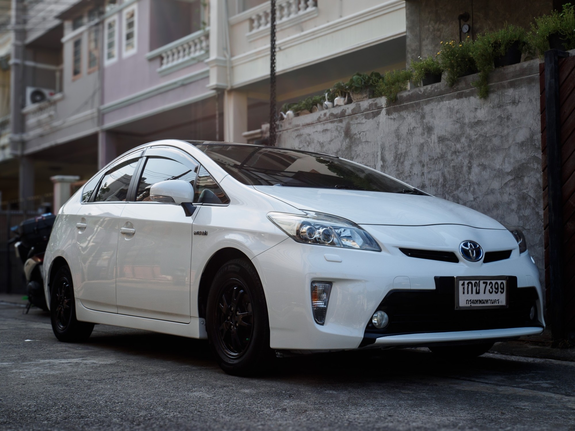 2012 Toyota Prius สีขาว