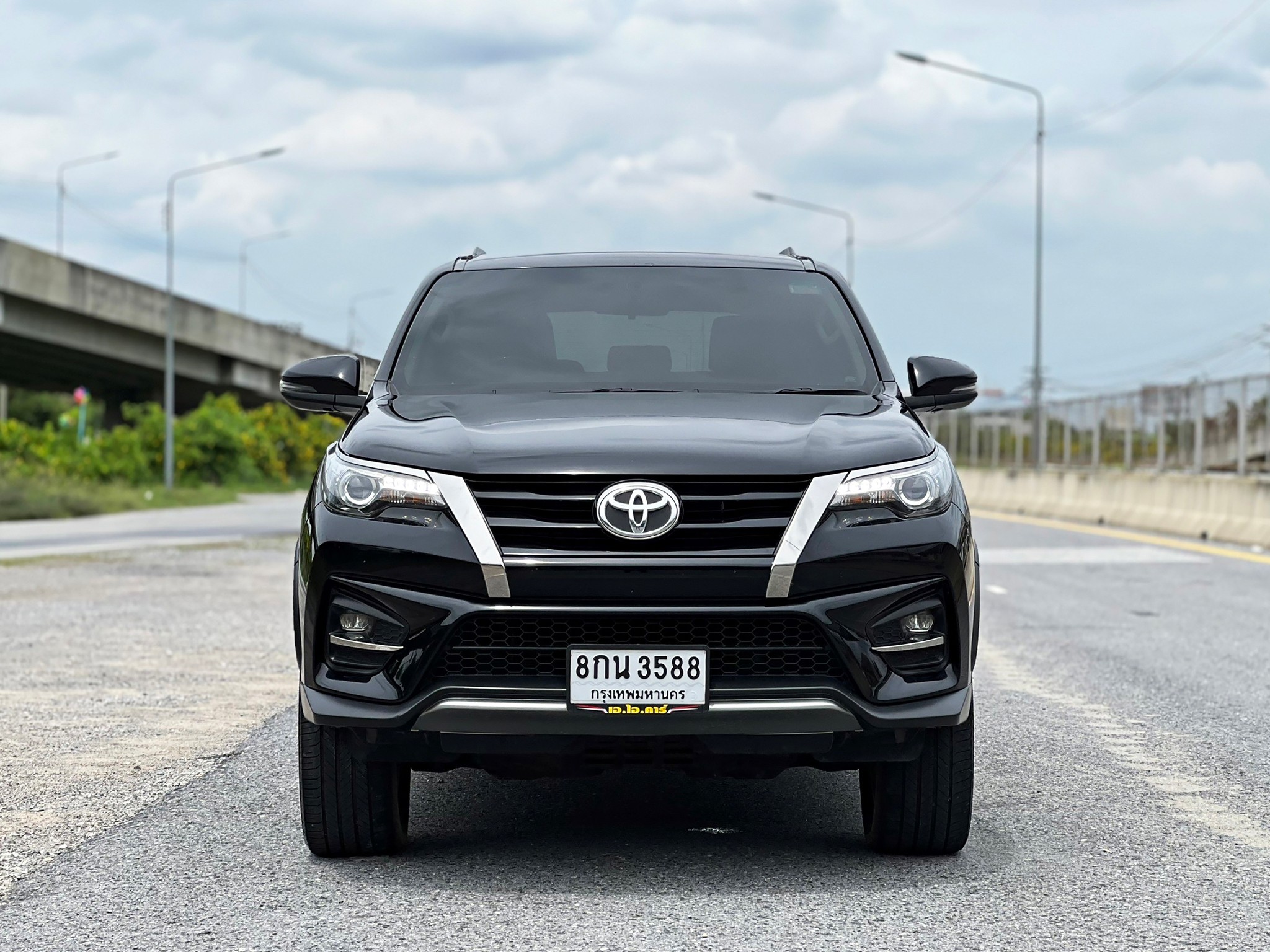 FORTUNER 2.8TRD 4WD ปี 2019 แท้มือเดี่ยว เข้าศูนย์ตลอดเดิมทุกจุด