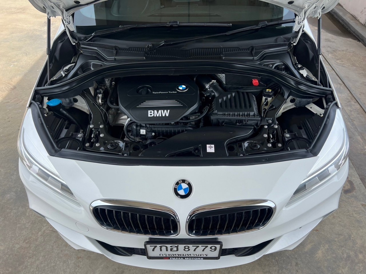 2018 BMW 2 Series F45 Active Tourer 218i สีขาว