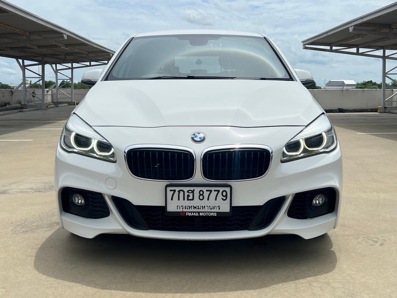 2018 BMW 2 Series F45 Active Tourer 218i สีขาว