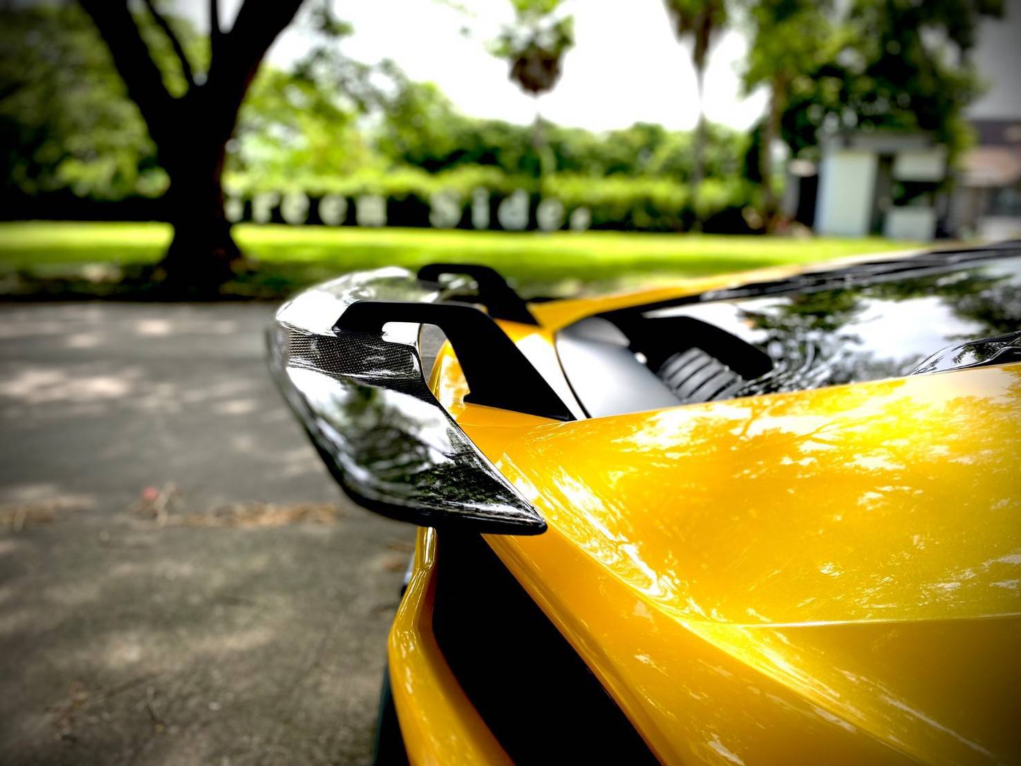 2016 Lamborghini Huracan Evo Spyder สีเหลือง