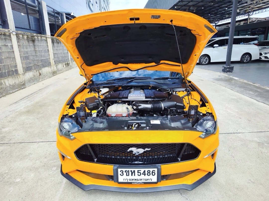 2019 Ford Mustang สีส้ม