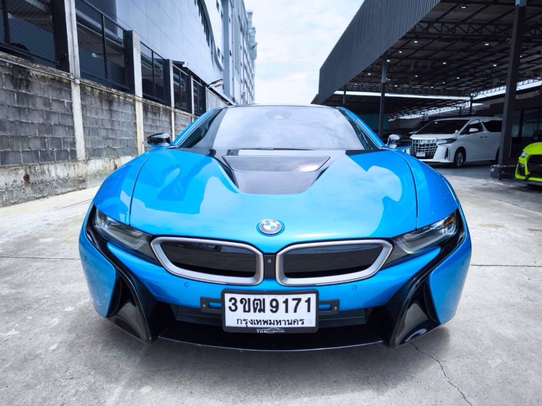 2011 BMW i8 สีน้ำเงิน