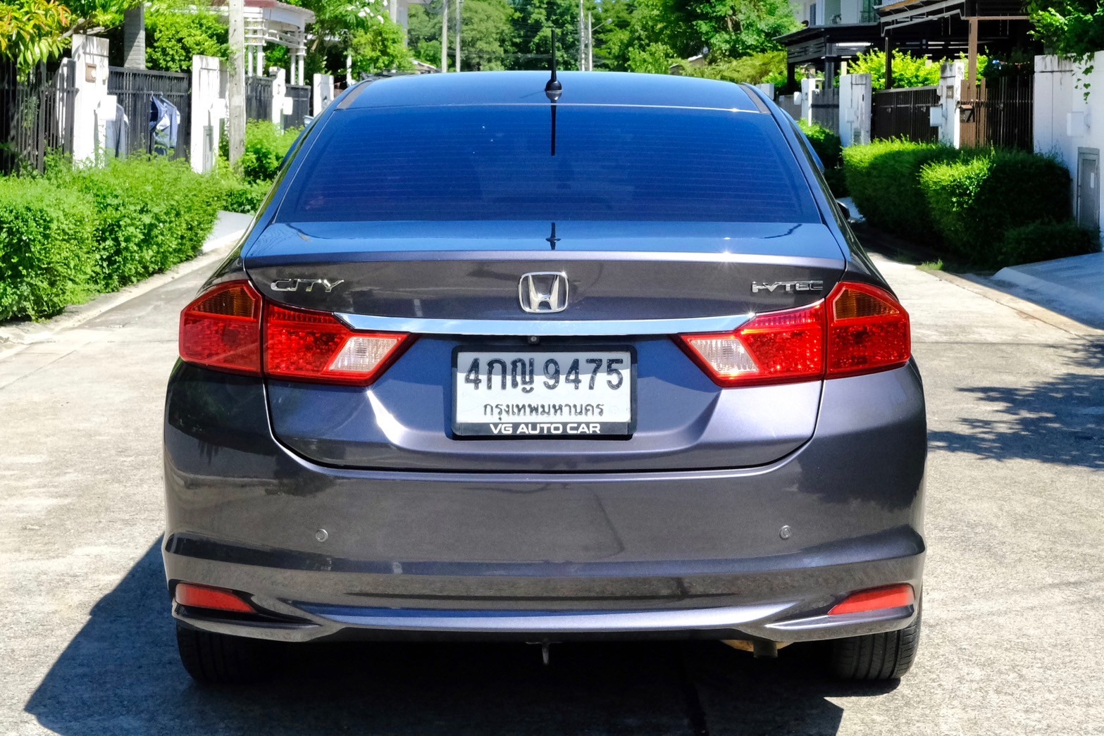 Honda City 1.5V เครื่องยนต์: เบนซิน เกียร์: ออโต้ ปี: 2015