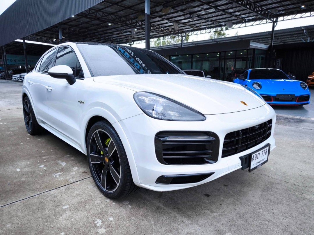 2021 Porsche Cayenne E-Hybrid สีขาว