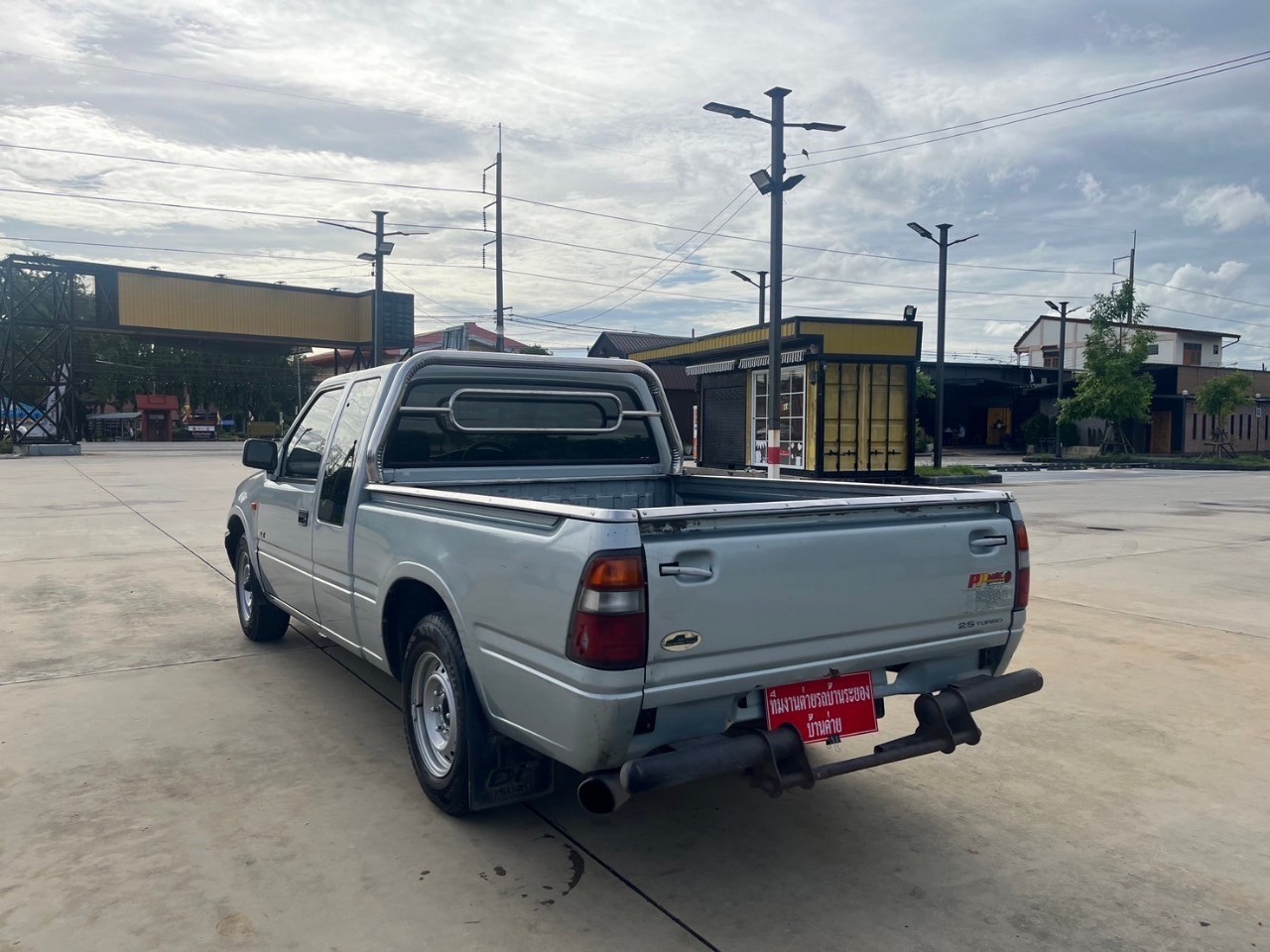 2000 Isuzu Dragon SLX 2.5 สีเทา