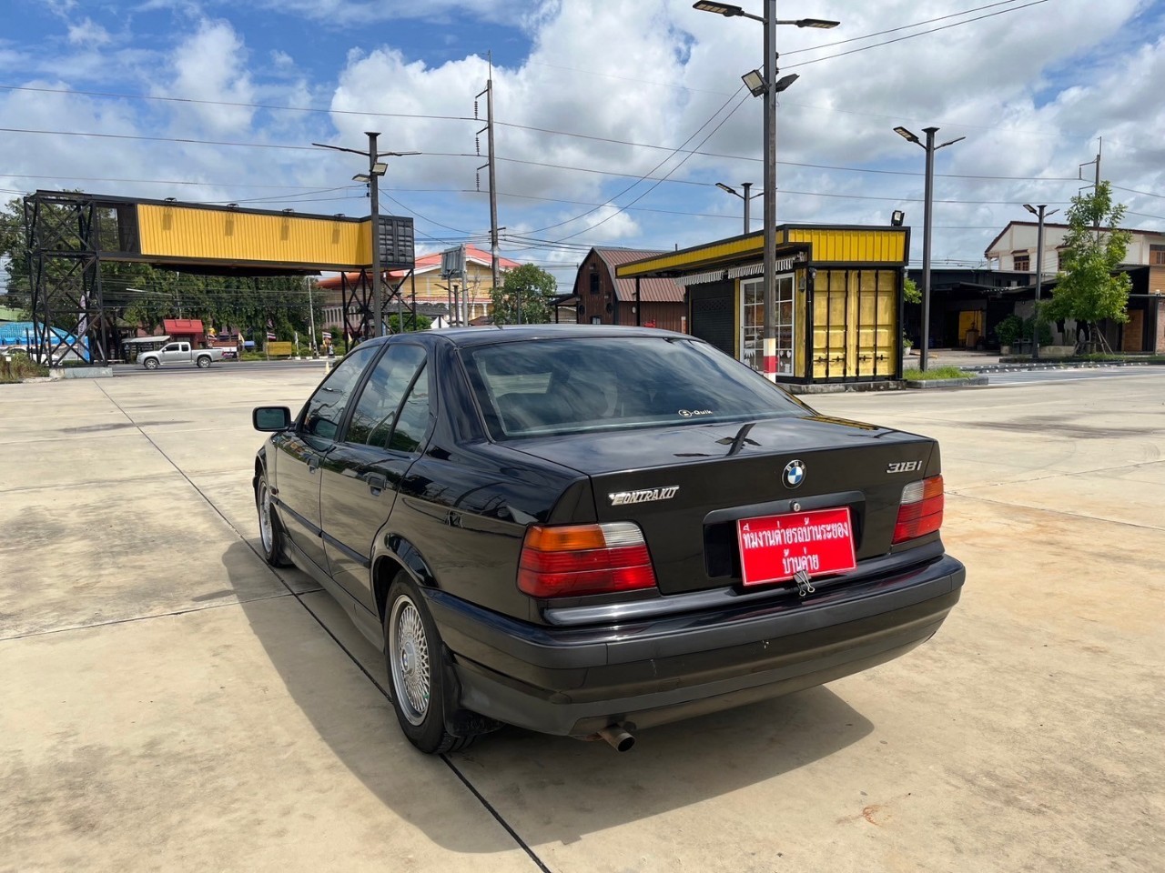 1996 BMW 318i 1.8 สีดำ