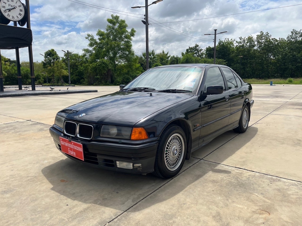 1996 BMW 318i 1.8 สีดำ