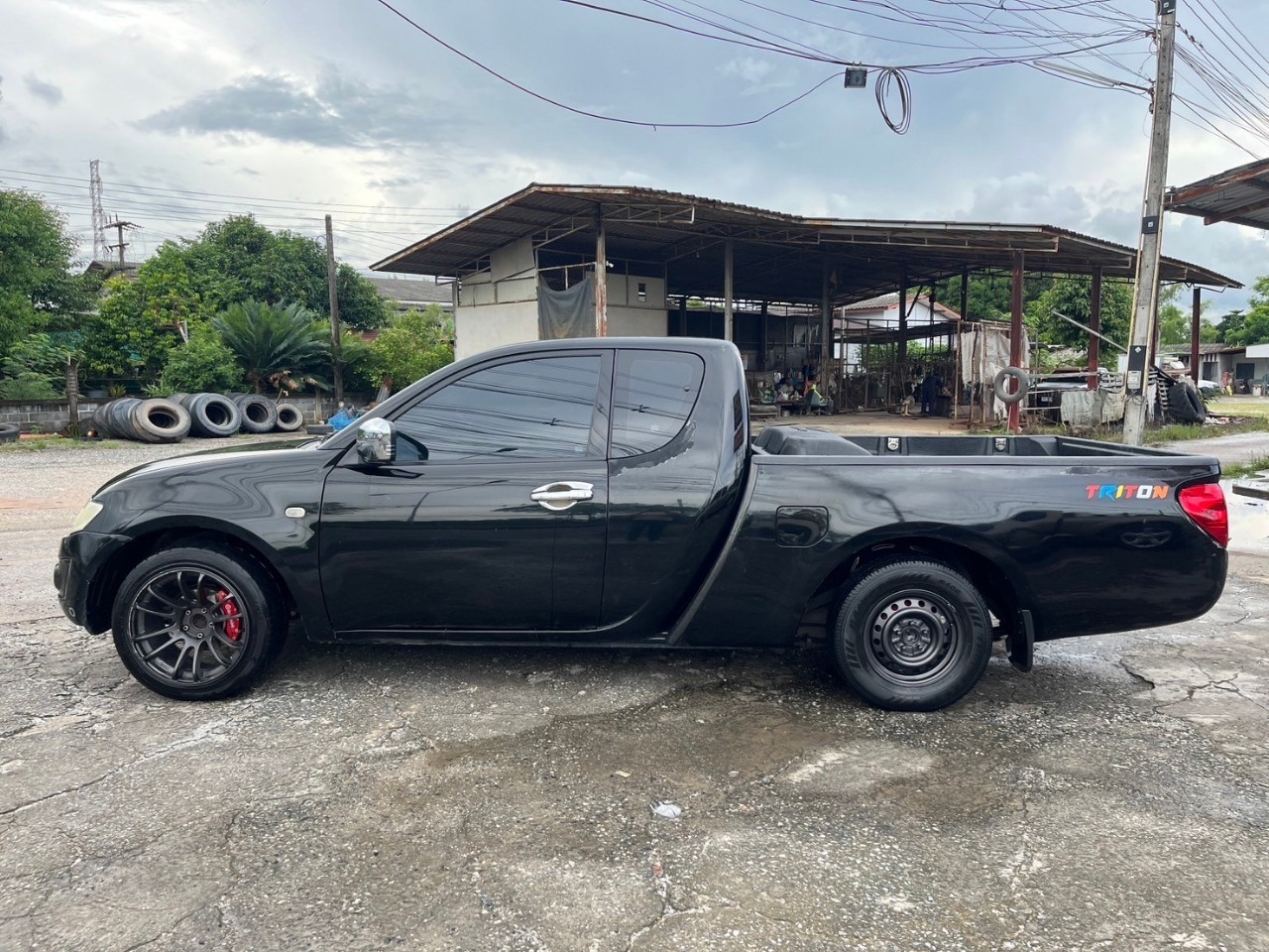 2011 Mitsubishi Triton Mega cab สีดำ