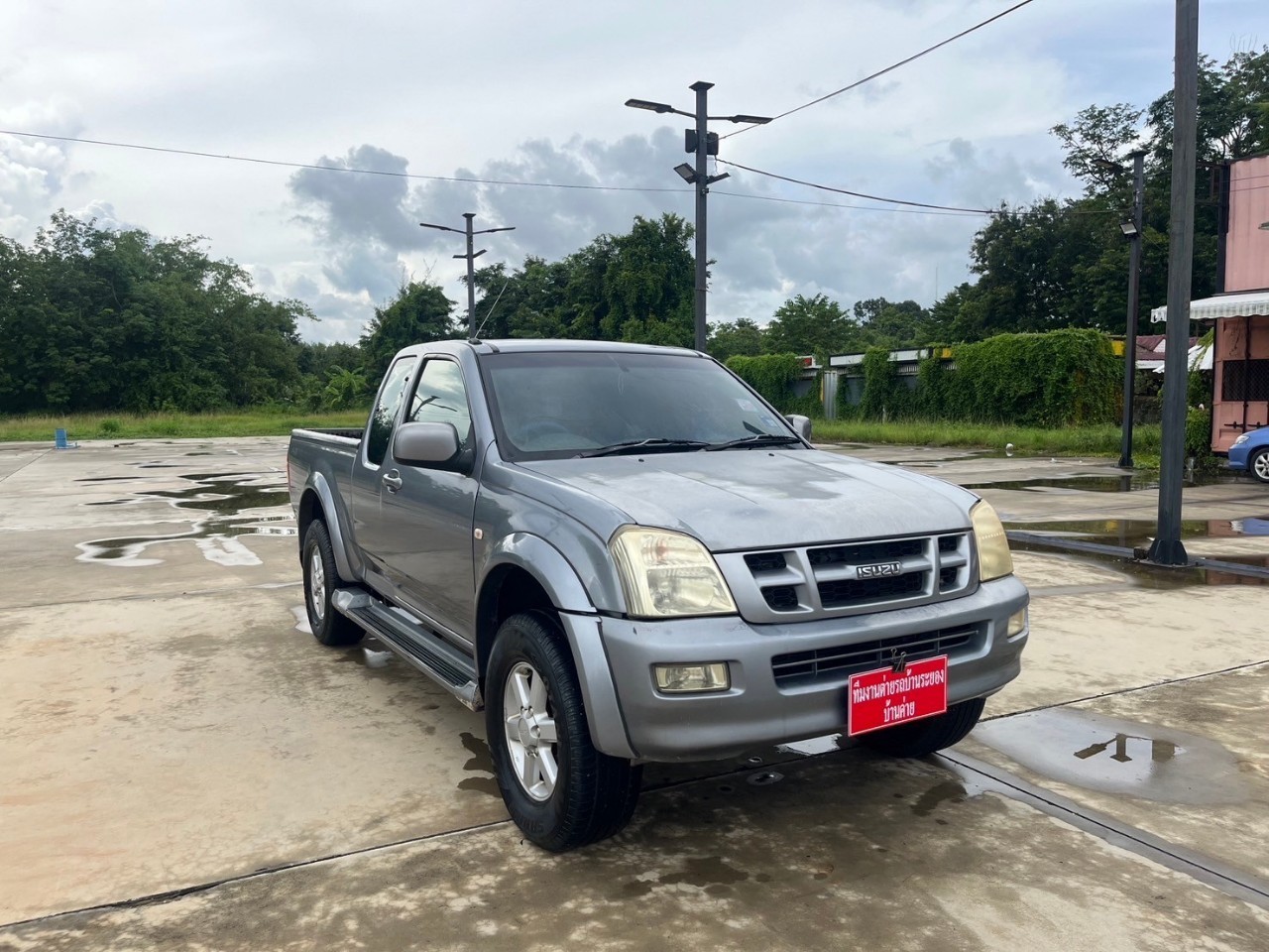 2004 Isuzu D-Max Space Cab สีเทา