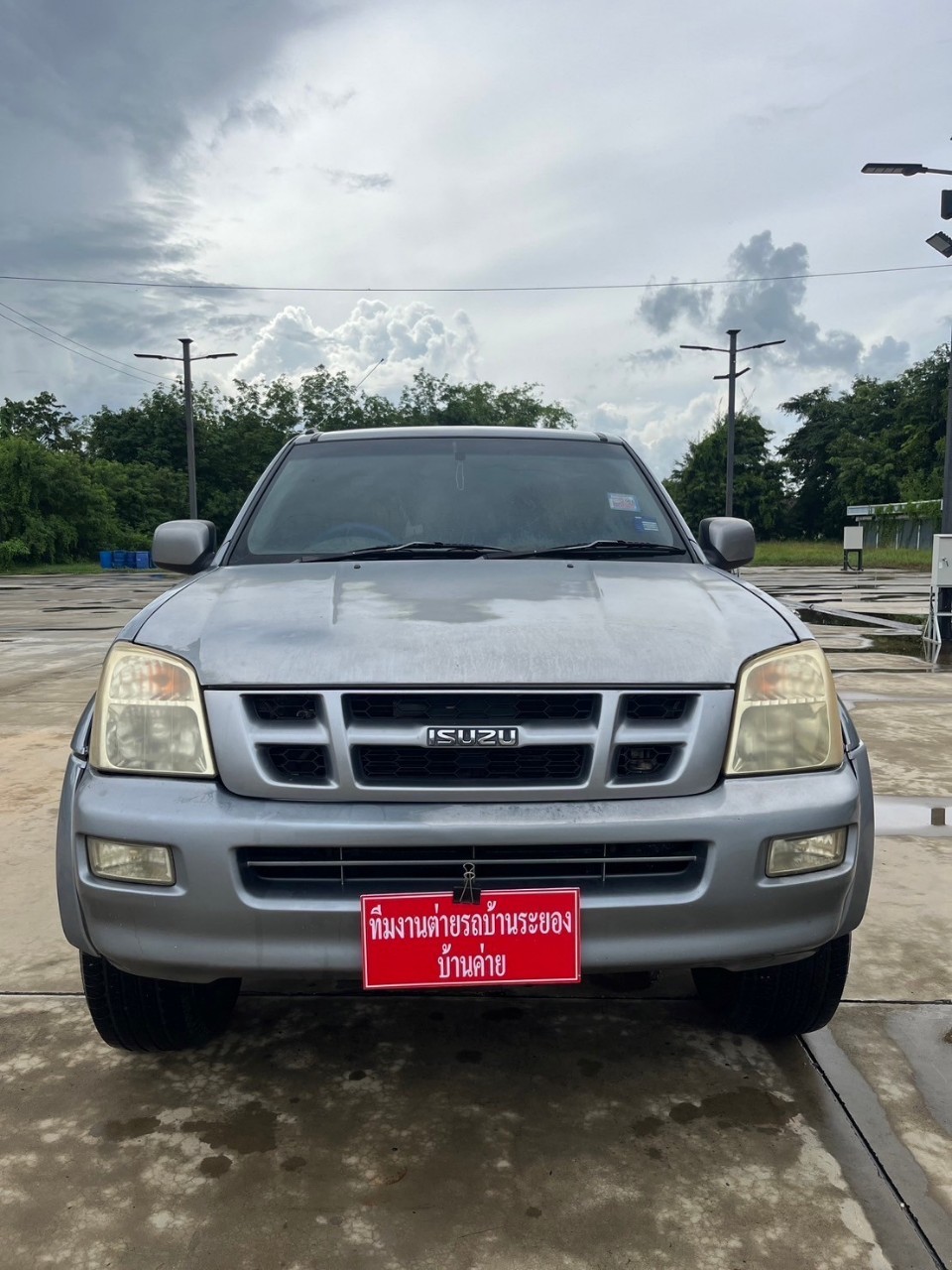 2004 Isuzu D-Max Space Cab สีเทา