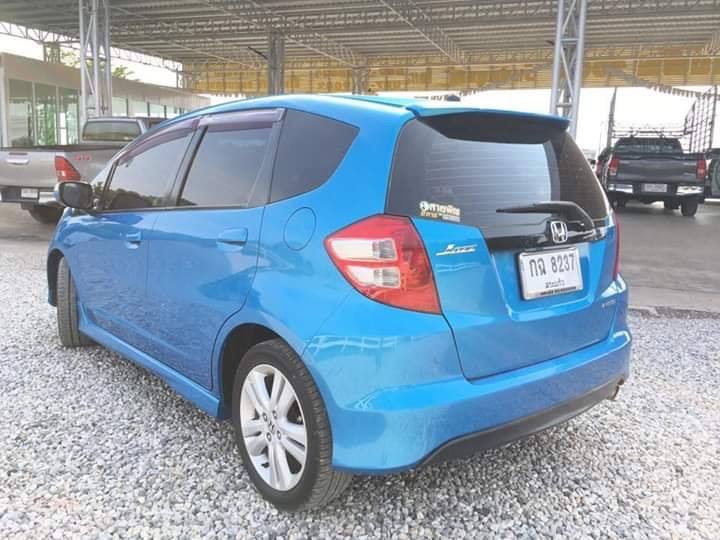 Honda Jazz GE ปี 2010 สีน้ำเงิน