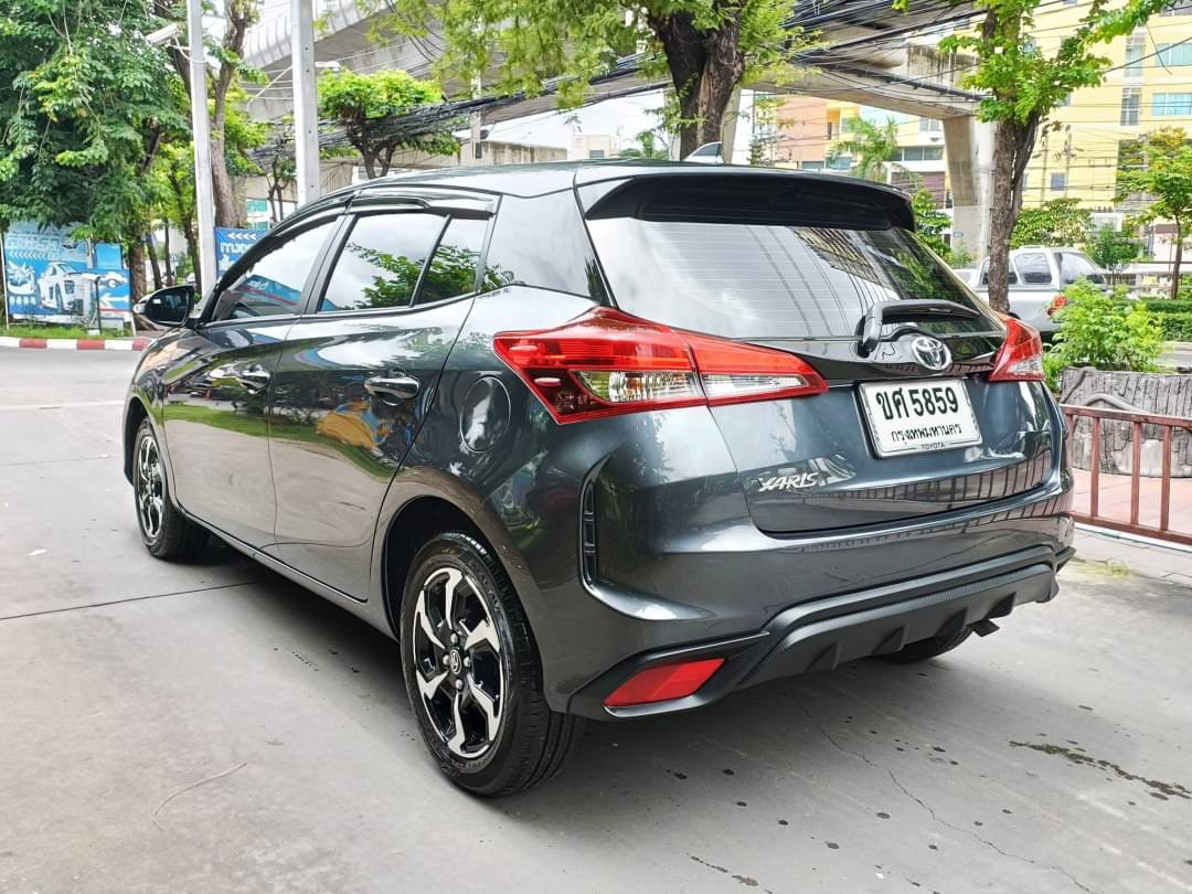 TOYOTA NEW YARIS 1.2 SMART ปี 2023 สีเทา