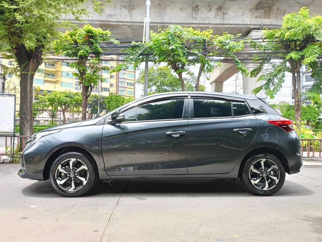 TOYOTA NEW YARIS 1.2 SMART ปี 2023 สีเทา