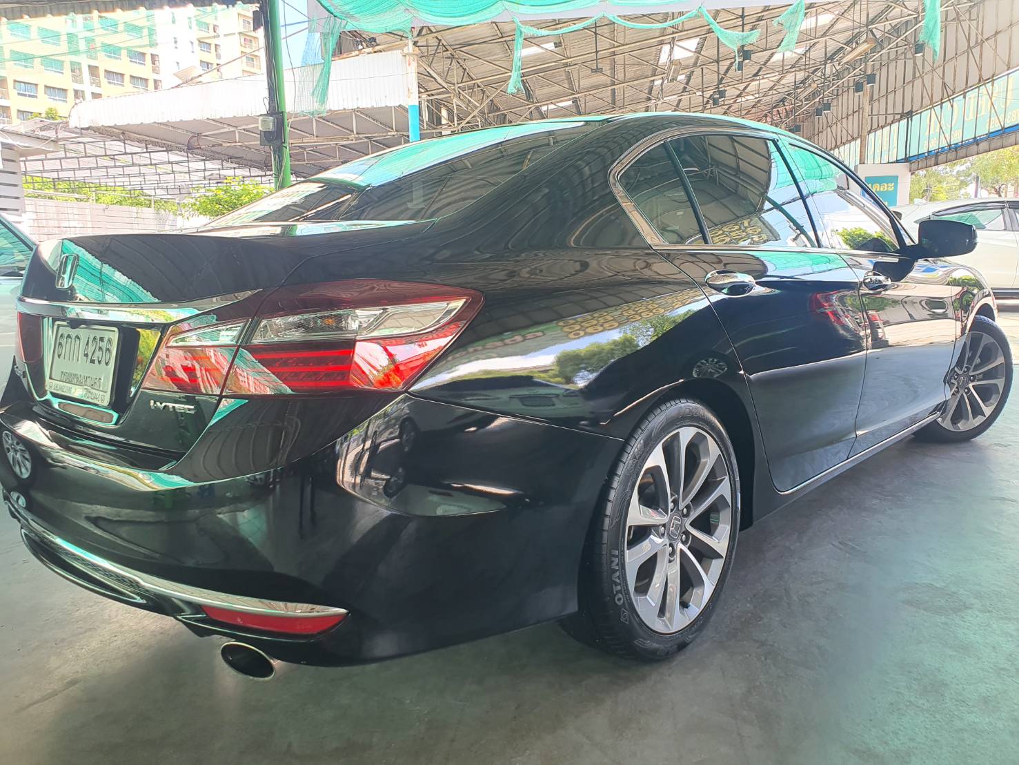 Honda Accord 2.0 EL ปี 2016 สีดำ มือ 1 minor chang