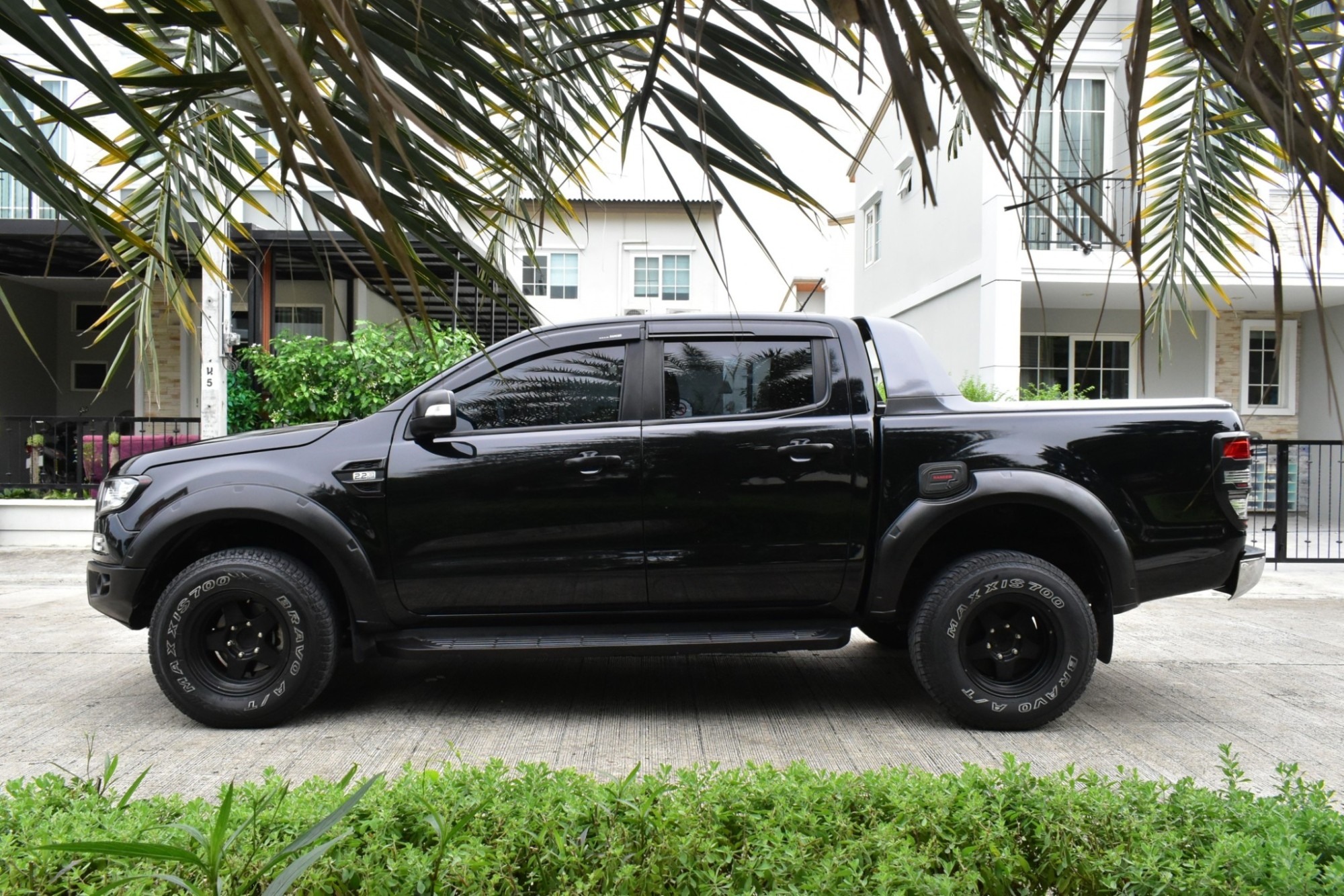 FORD Ranger 2.2 XLT 4ประตู เครื่องยนต์: ดีเซล เกียร์: ธรรมดา ปี: 2020 สี: ดำ ไมล์: 71,xxx กม.☑️ 🌻ราคาเพียง 469,000 บ.🌻