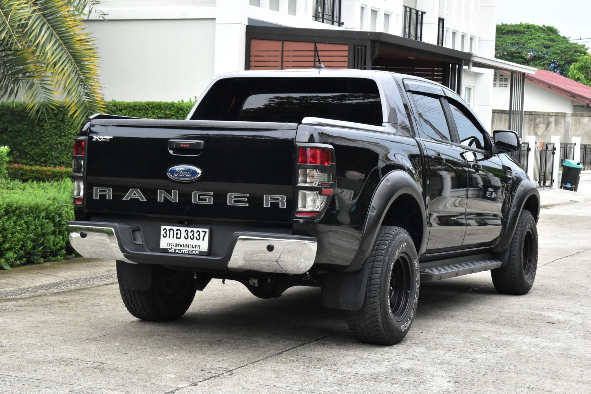 FORD Ranger 2.2 XLT 4ประตู เครื่องยนต์: ดีเซล เกียร์: ธรรมดา ปี: 2020 สี: ดำ ไมล์: 71,xxx กม.☑️ 🌻ราคาเพียง 469,000 บ.🌻