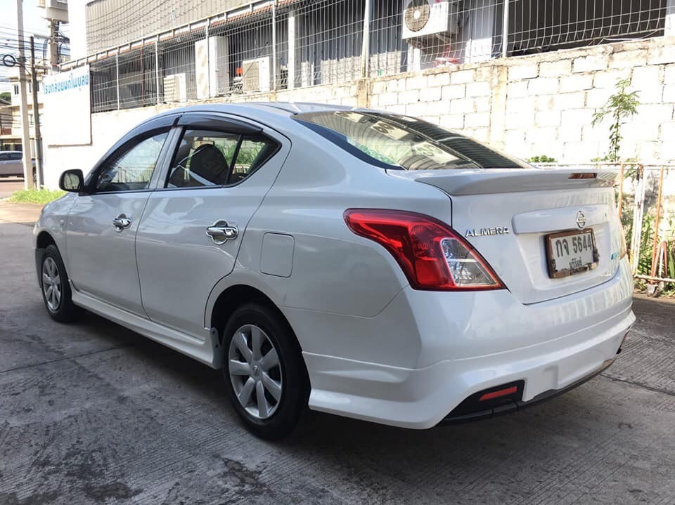 Nissan Almera ปี 2013 สีขาว