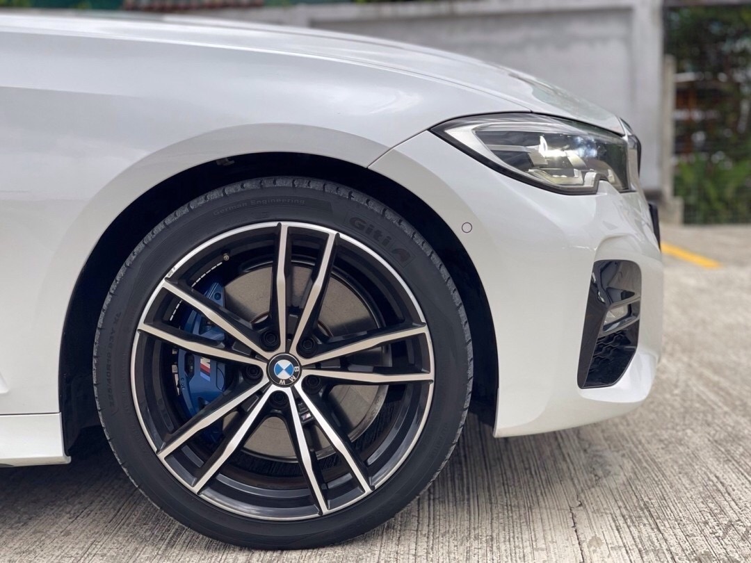 2022 BMW 330e Msport สีขาว