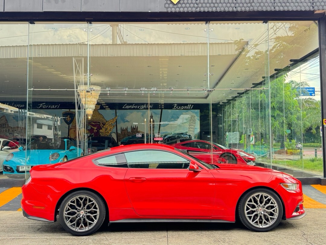 2017 Ford Mustang 2.3L สีแดง