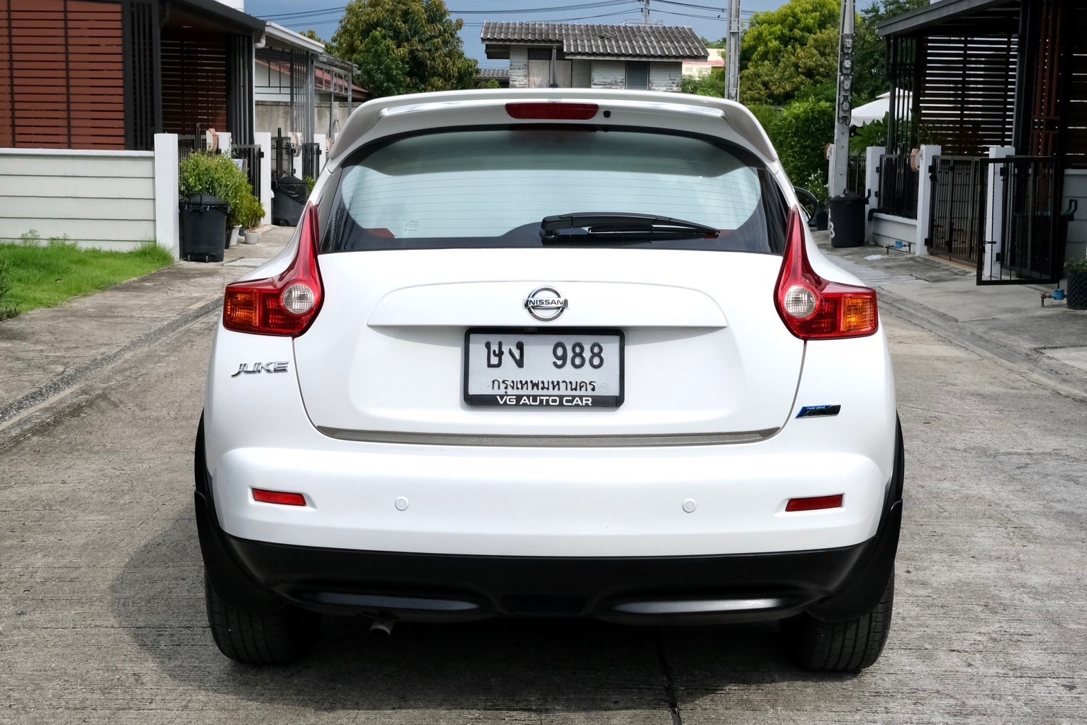 Nissan Juke 1.6V ปี2014 สีขาว ออโต้ เบนซิน