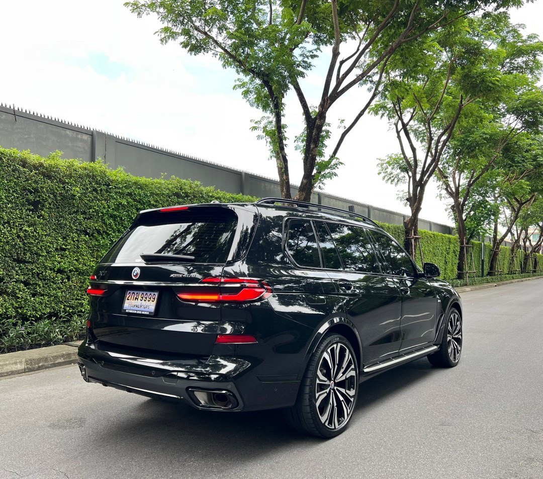 bmw #X7 XDrive 40d Msport Lci 3.0 Diesel สีดำ ปี2023