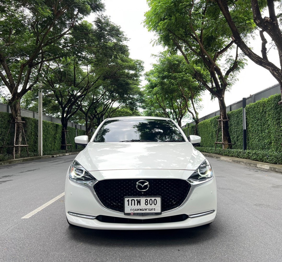 #MAZDA 2 1.3 SP Top Hatchback MNC ปี2020 สีขาวมุก ไมล์ 1,700 km. รถสวย สภาพใหม่เอี่ยม