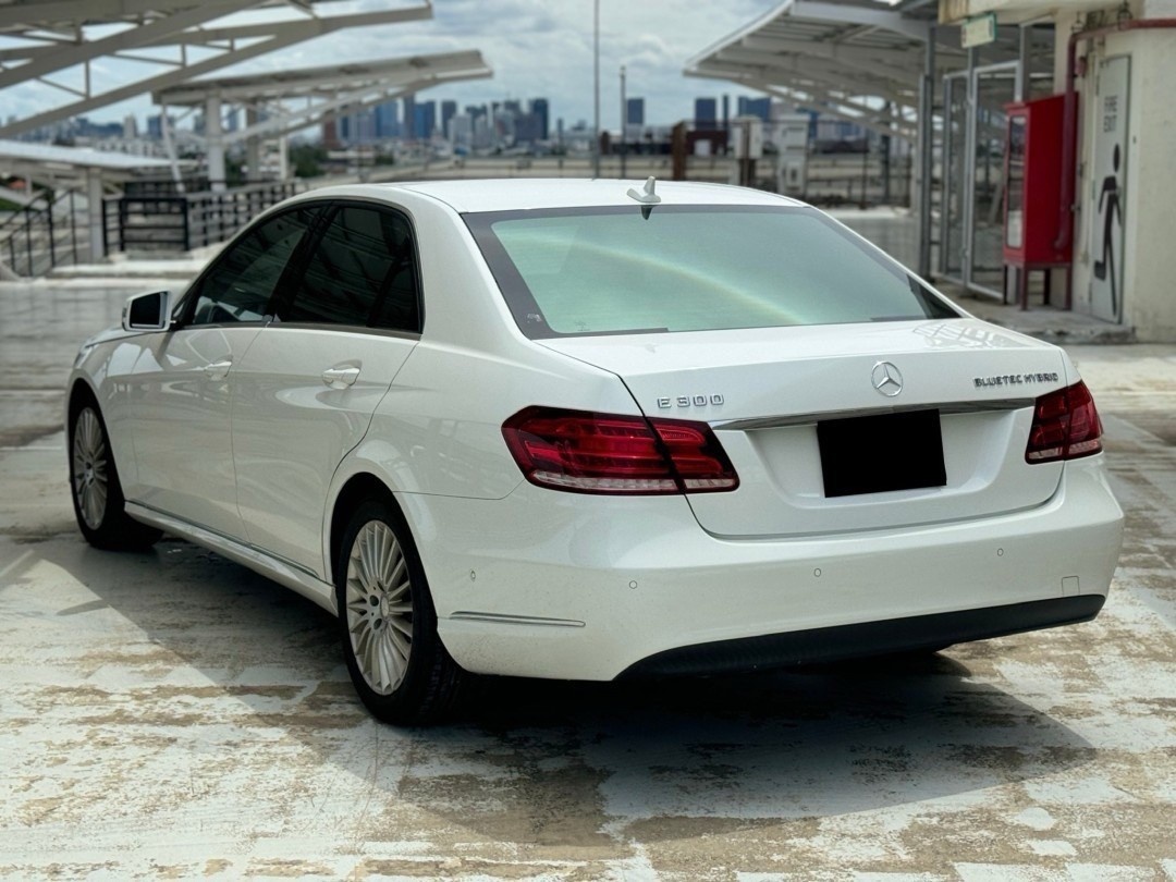 2014 Mercedes-Benz E-Class W212 E300 สีขาว