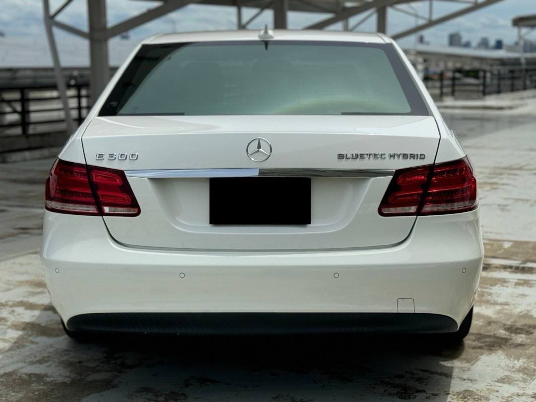 2014 Mercedes-Benz E-Class W212 E300 สีขาว