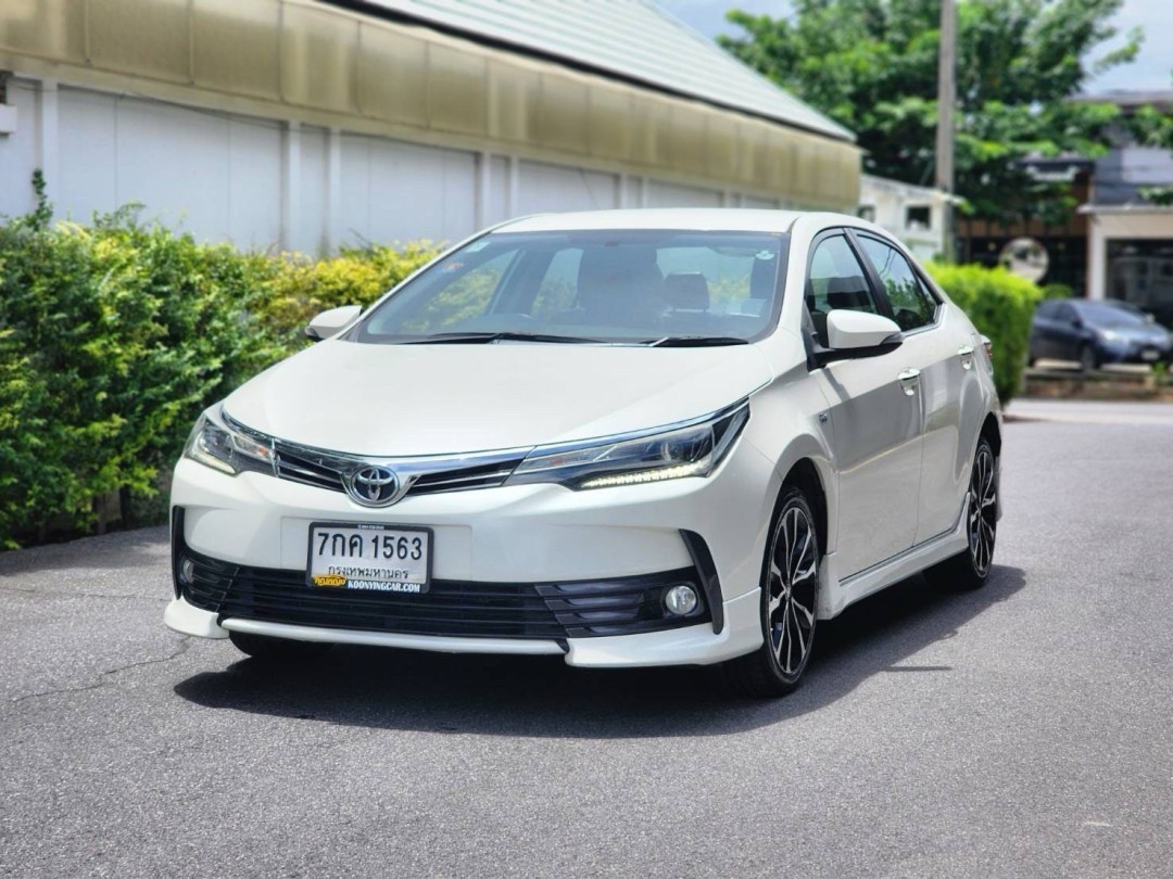 2018 Toyota Altis สีขาว