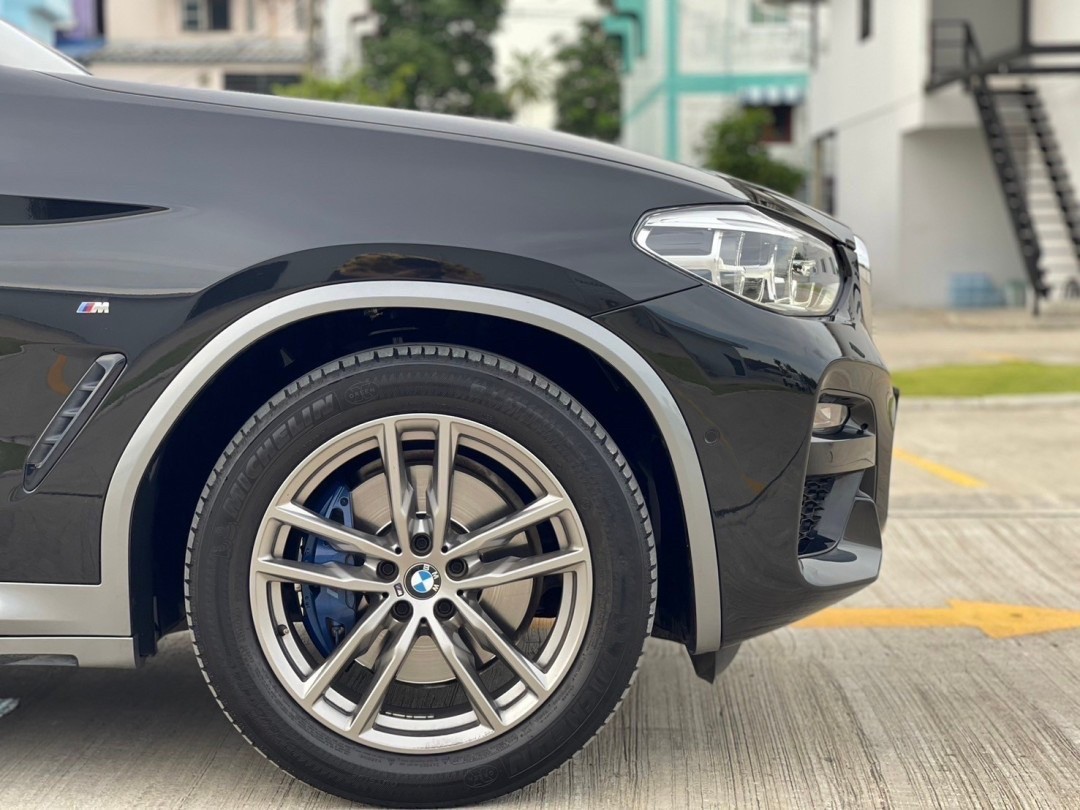 2020 BMW X4 G02 สีดำ