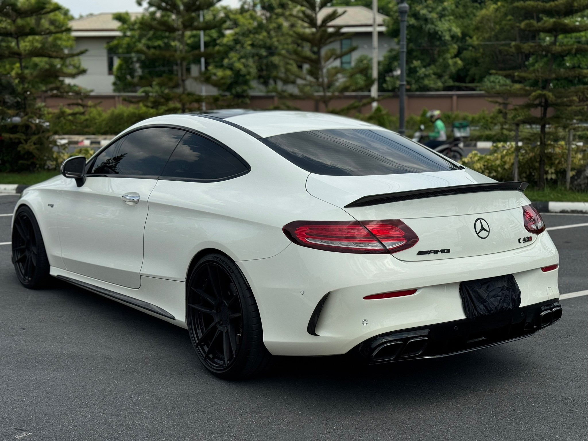 2020 Mercedes-Benz C-Class Coupe C43 AMG สีขาว