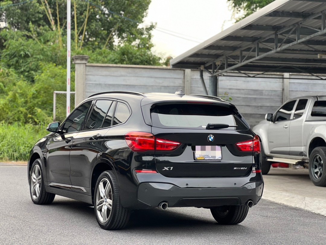 2019 BMW X1 F48 สีดำ