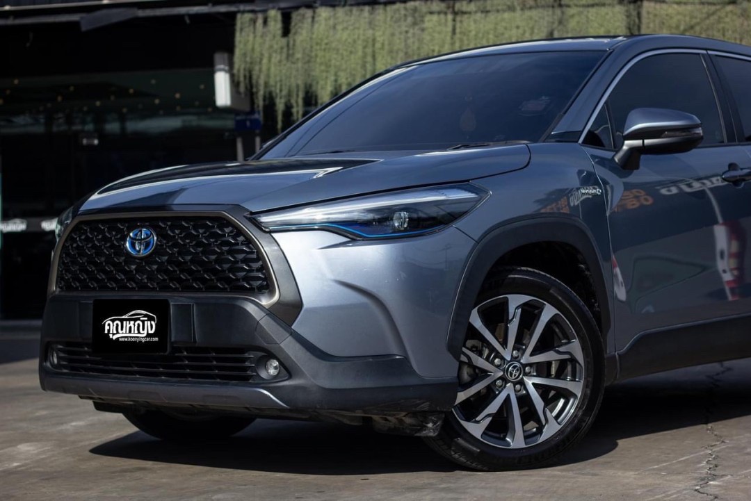 2021 Toyota Corolla CROSS 1.8 Hybrid Premium สีเทา