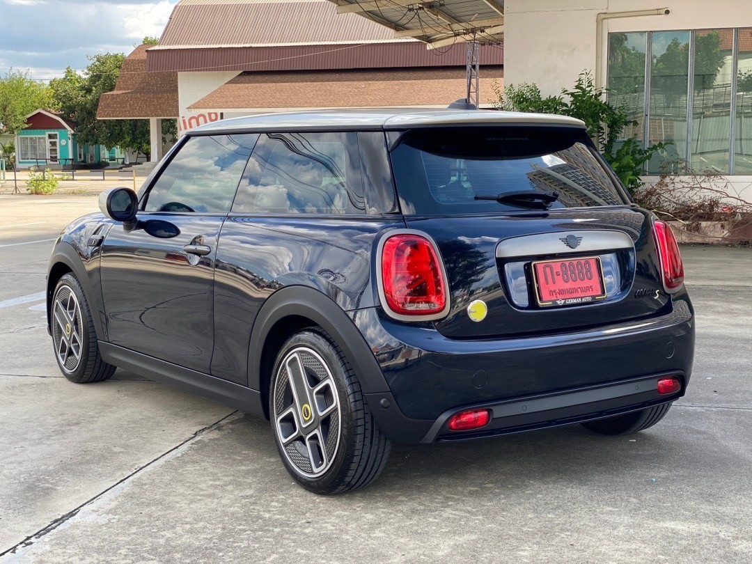 2023 Mini Cooper SE รุ่น Resolute สีดำ