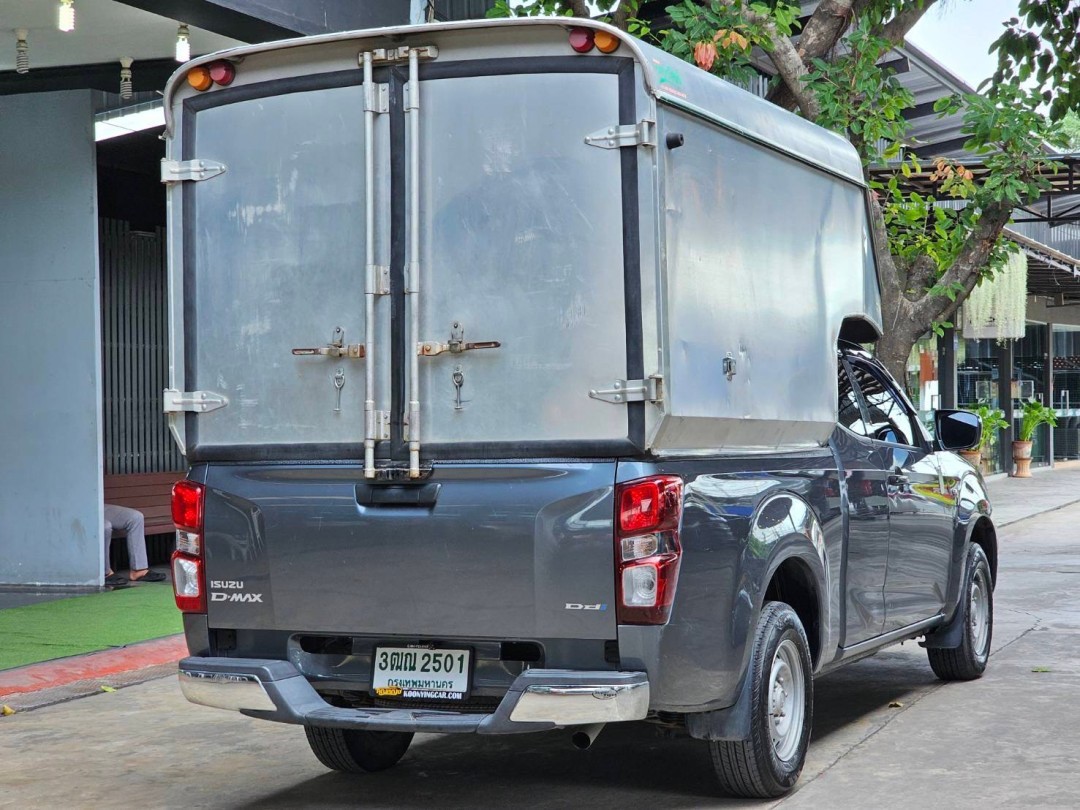 2021 Isuzu D-Max Space Cab สีเทา