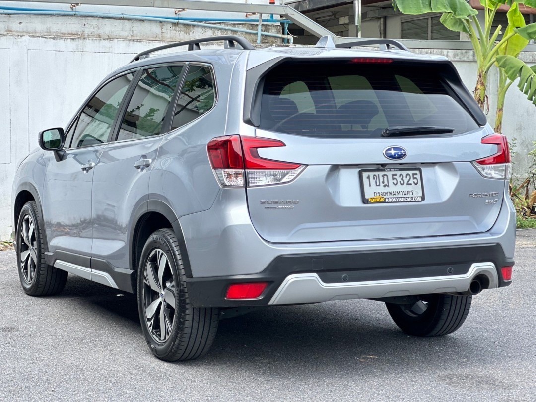 2020 Subaru Gen5 Forester (SK) สีเทา