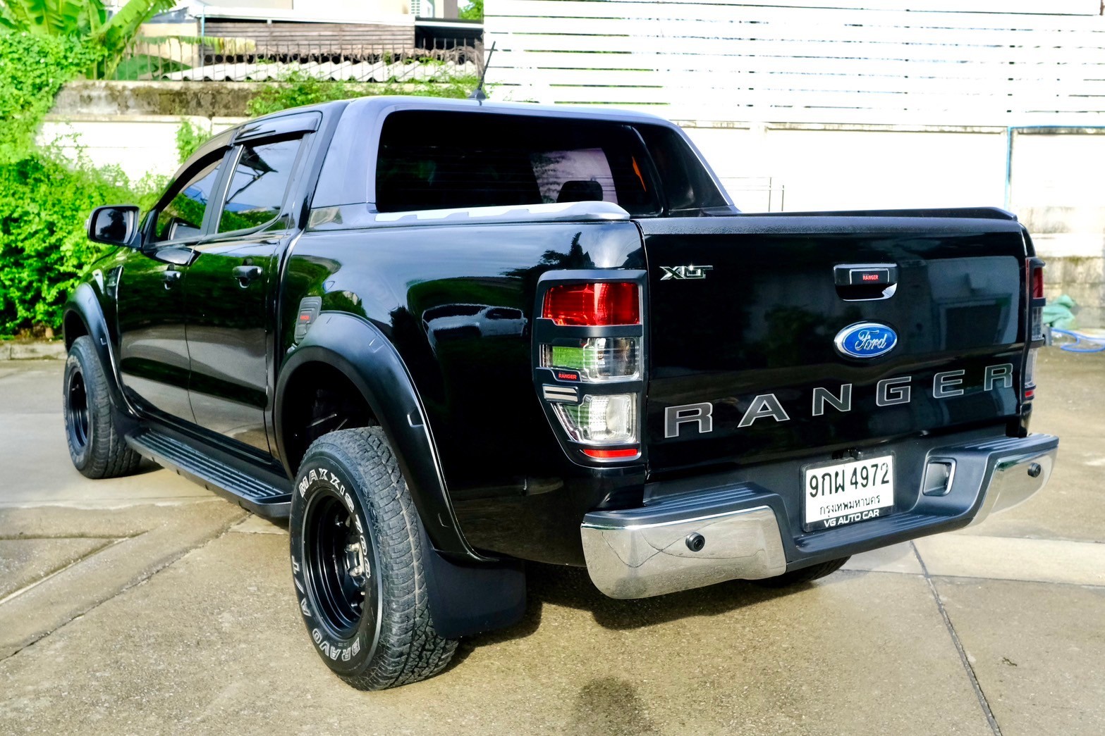 FORD Ranger 2.2 XLT 4ประตู เครื่องยนต์: ดีเซล เกียร์: ธรรมดา ปี: 2020 สี: ดำ ไมล์: 71,xxx กม