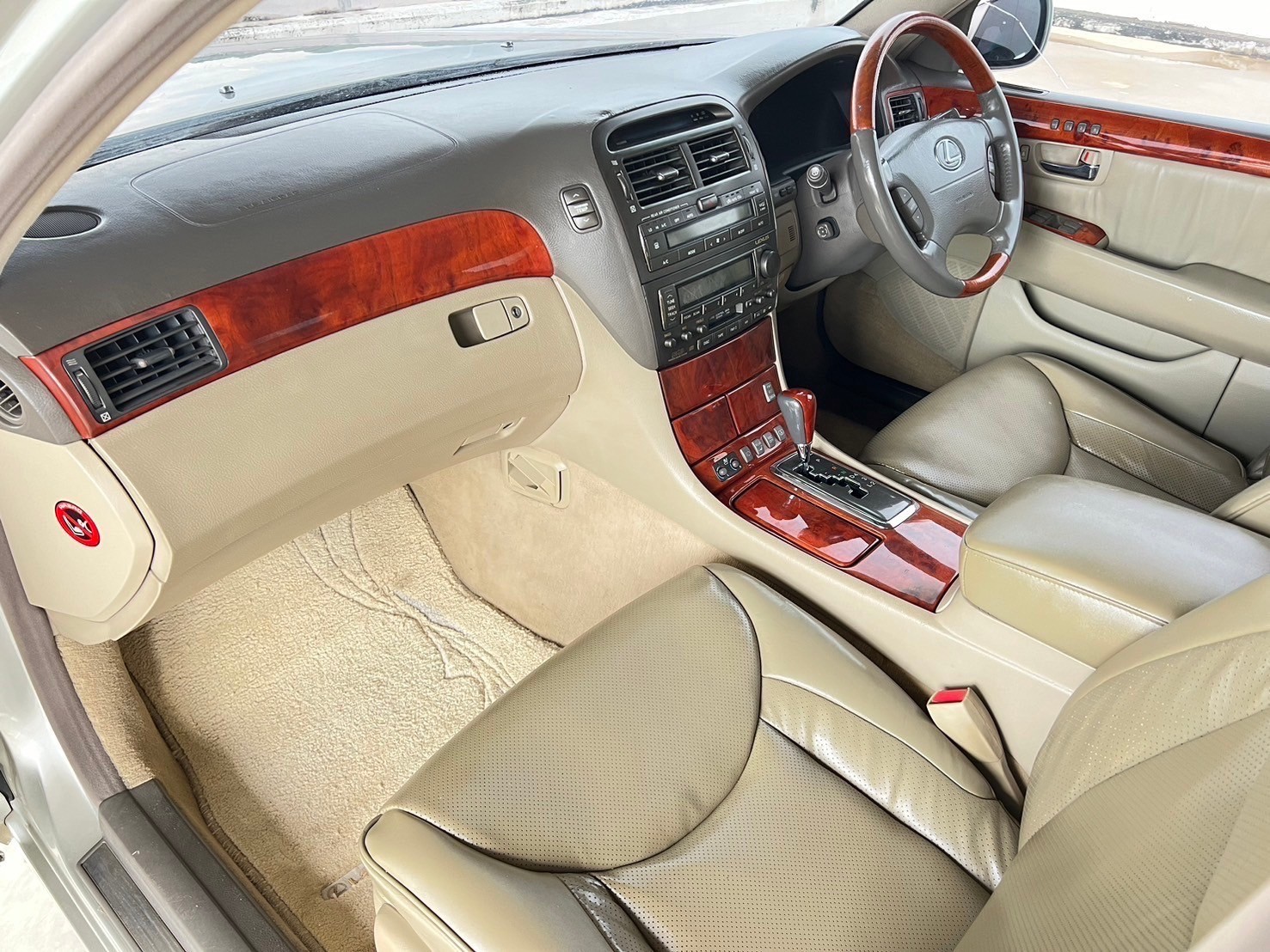 2003 Lexus Gen3 LS430 สีทอง