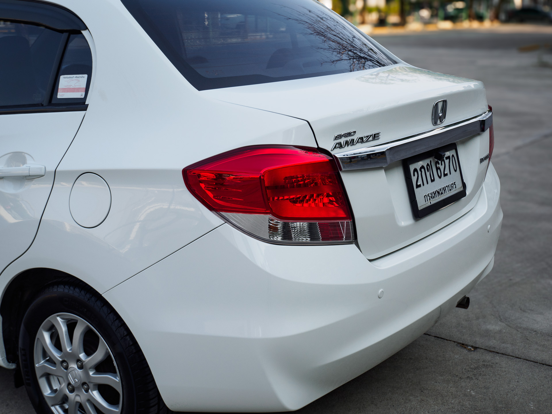 2013 Honda Brio Amaze สีขาว