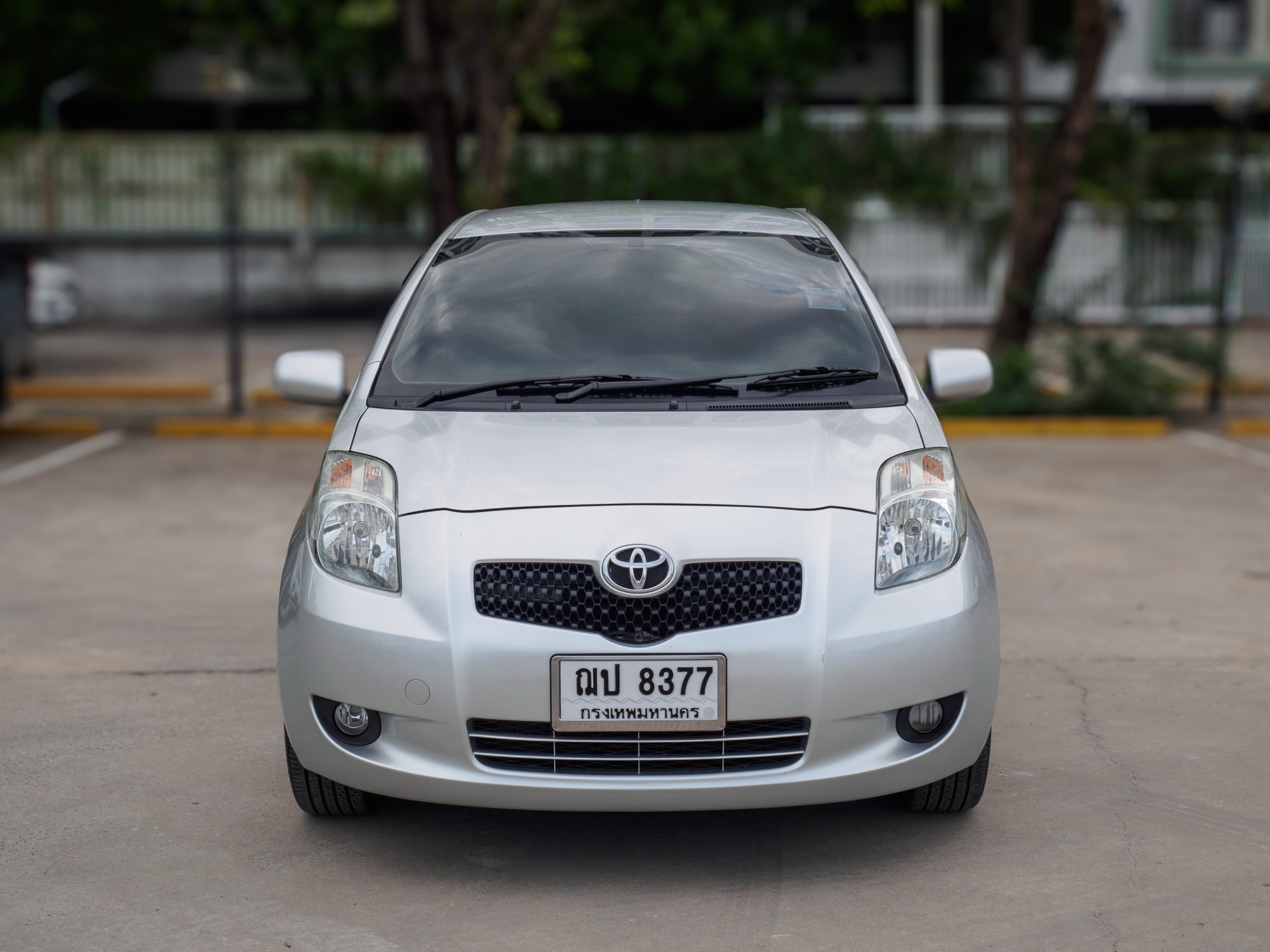 2009 Toyota Yaris สีเงิน