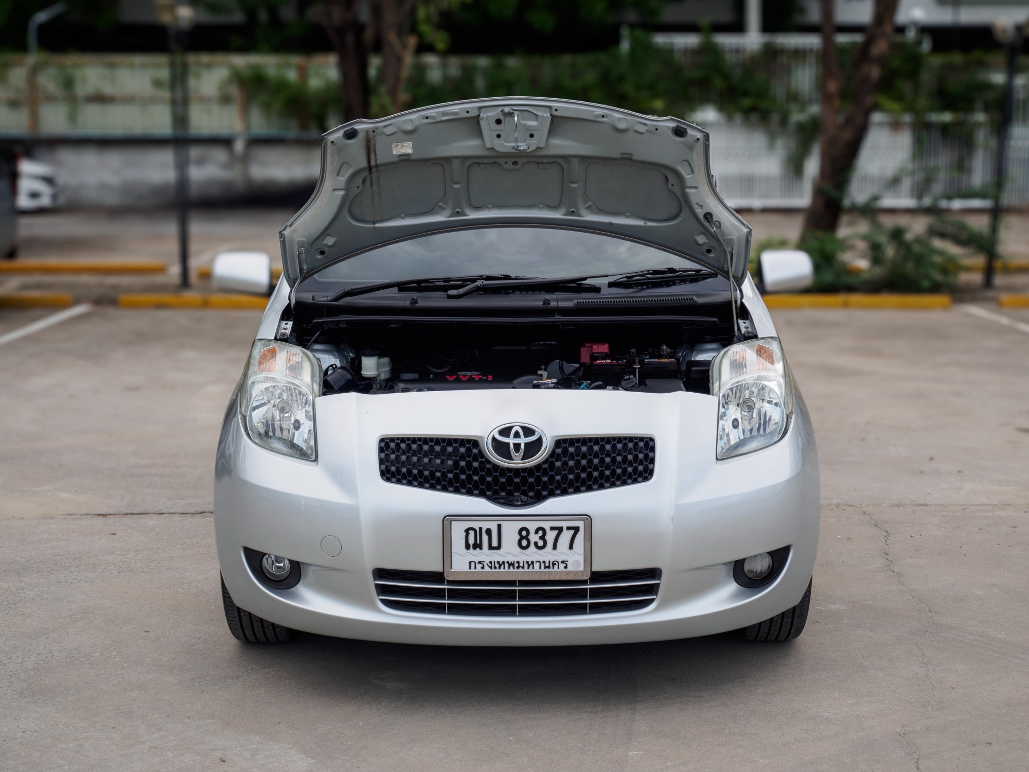 2009 Toyota Yaris สีเงิน