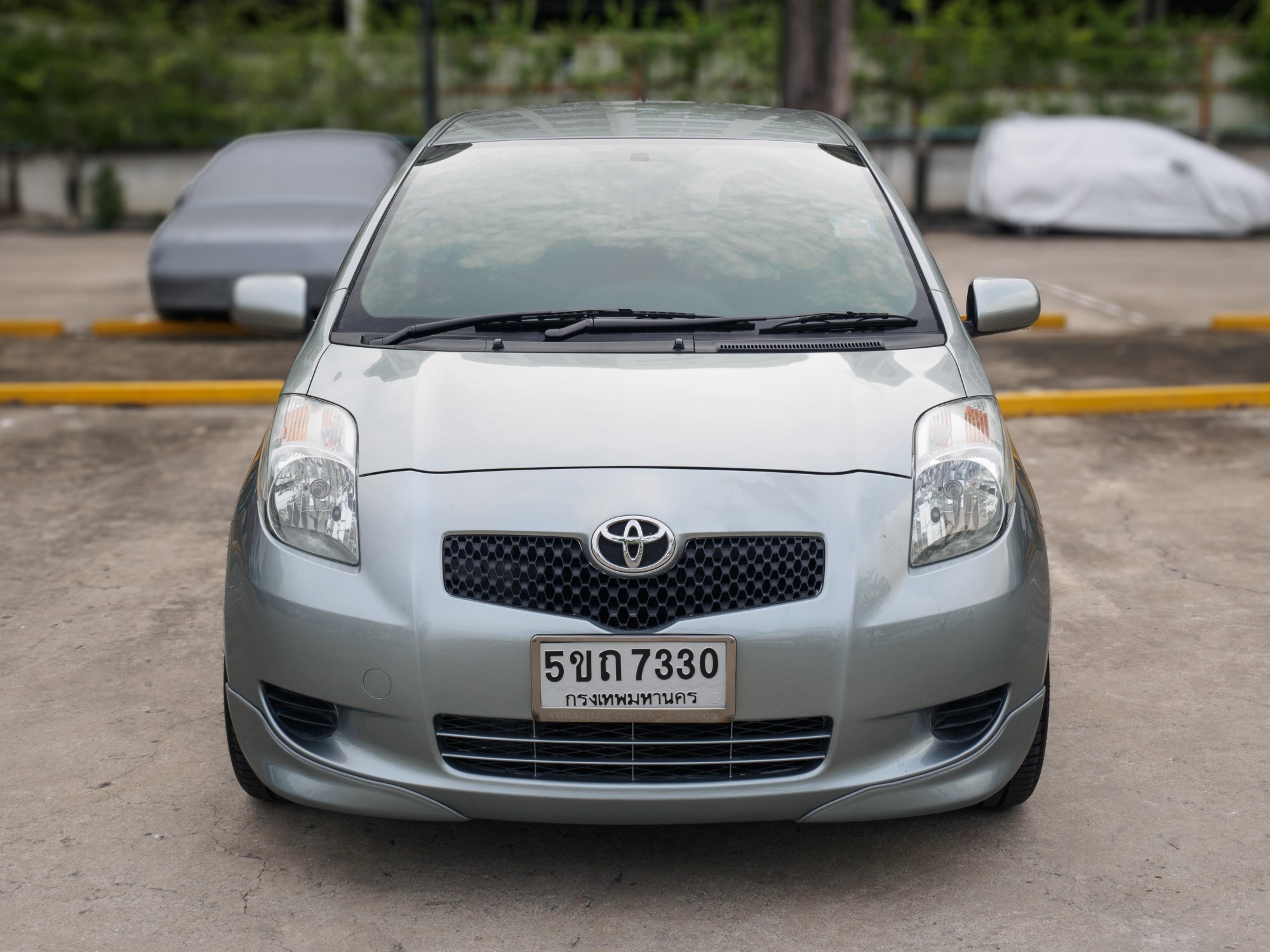 2006 Toyota Yaris สีเงิน