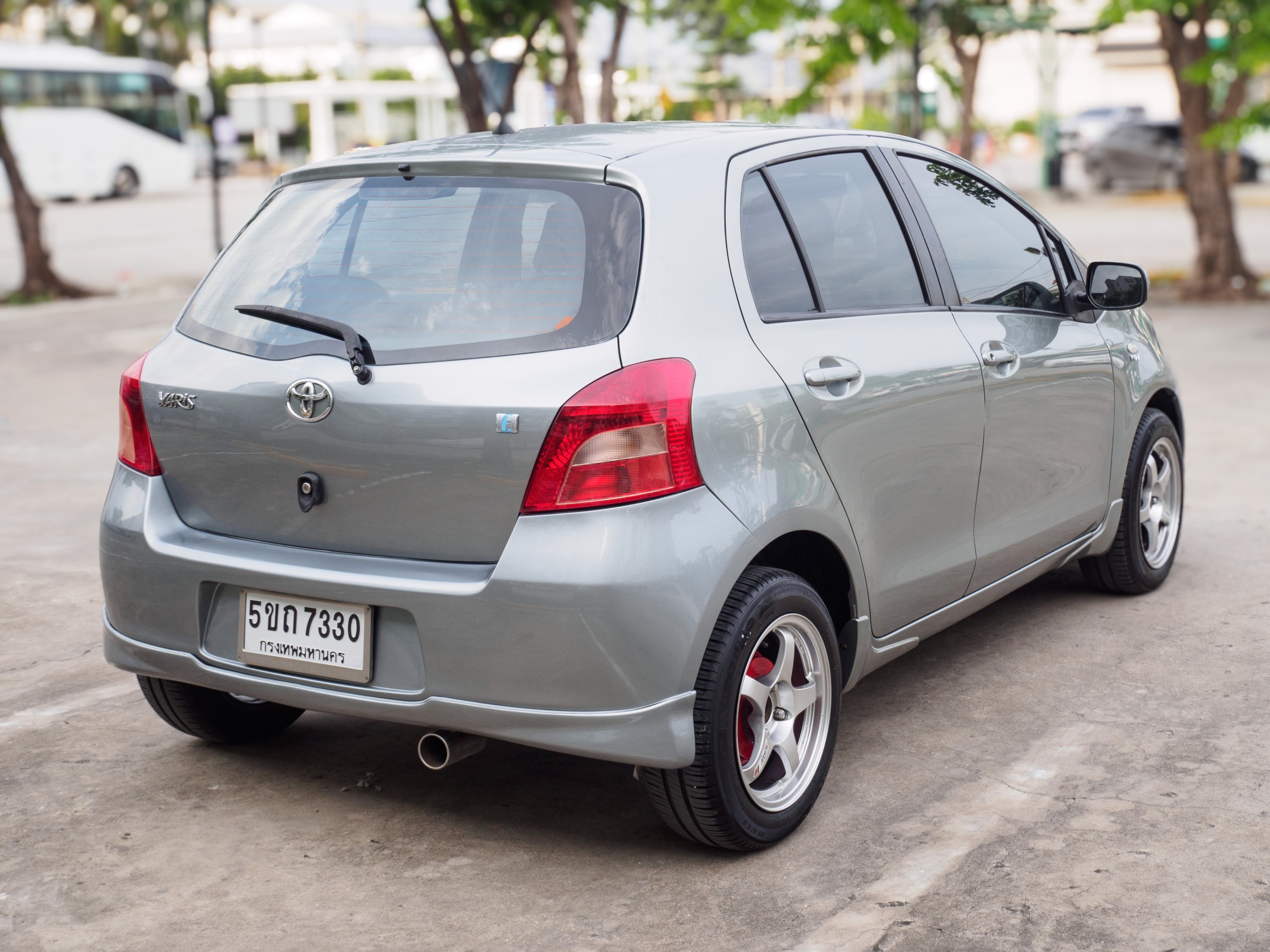 2006 Toyota Yaris สีเงิน