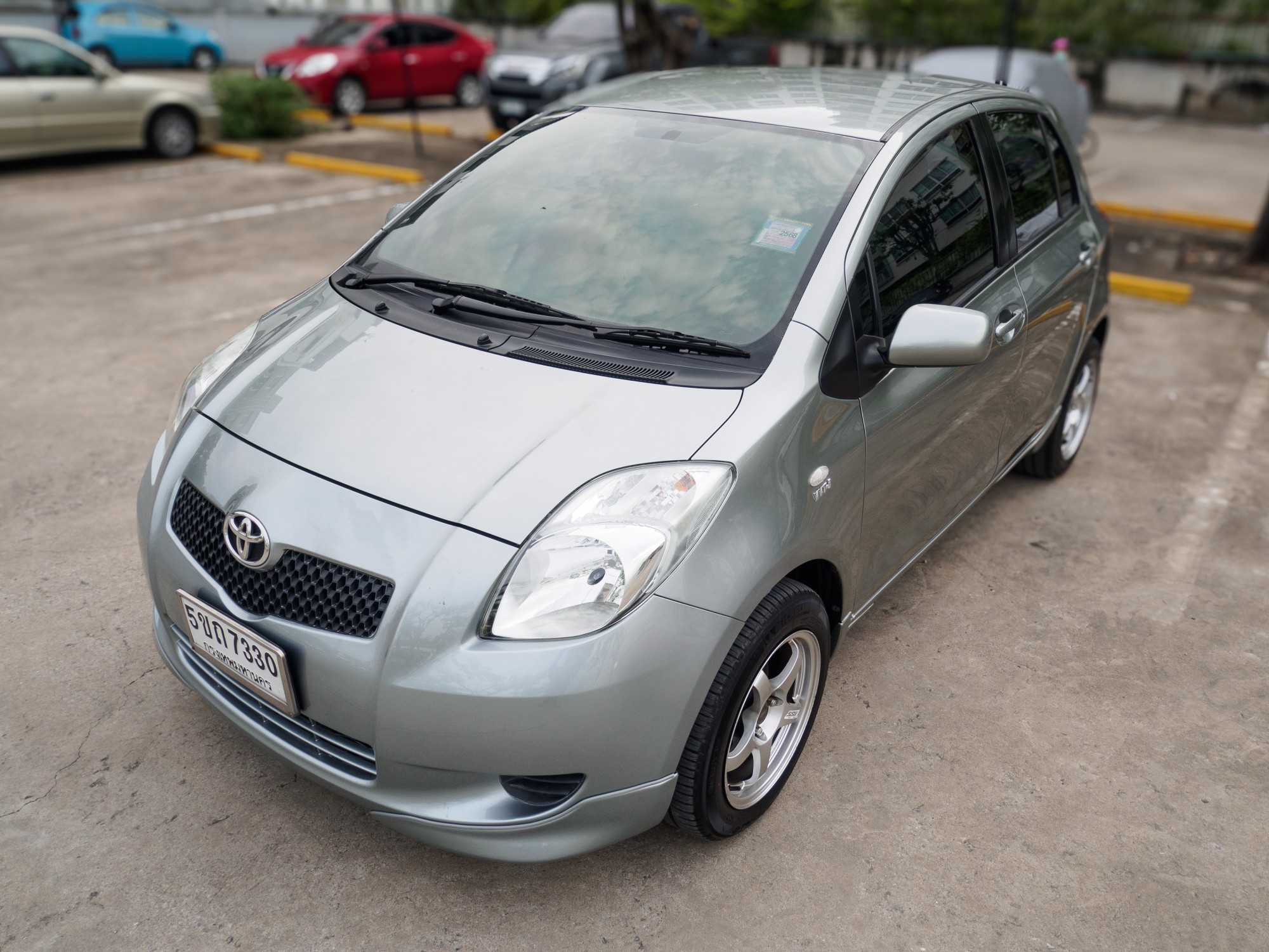 2006 Toyota Yaris สีเงิน