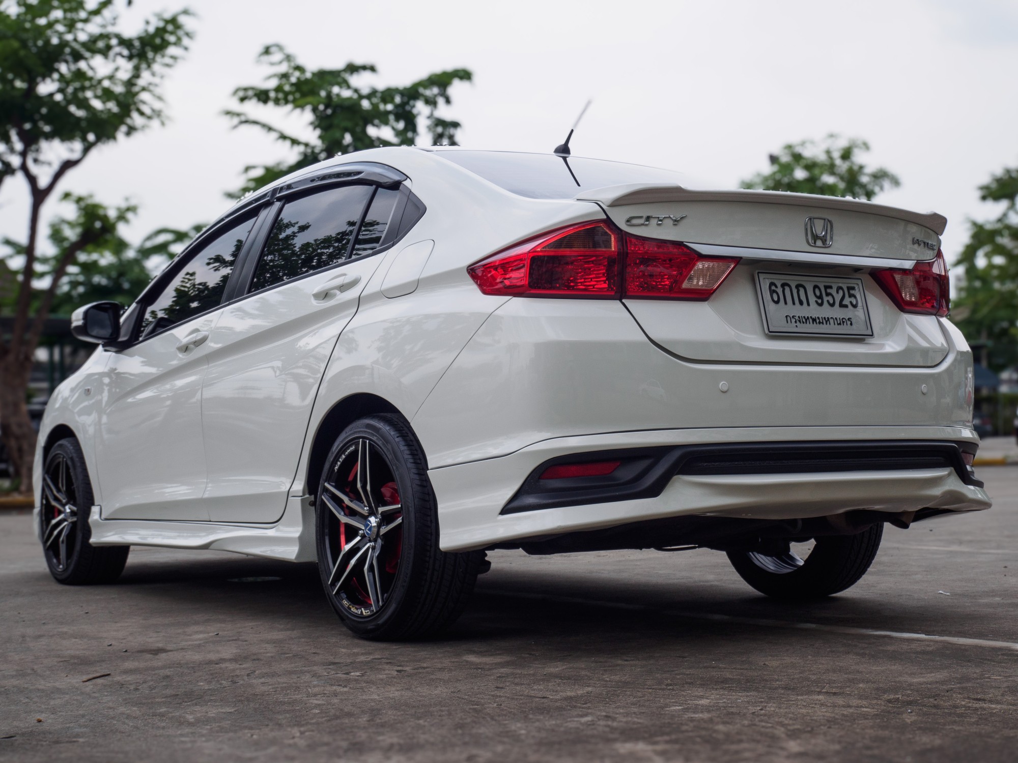 2017 Honda City สีขาว