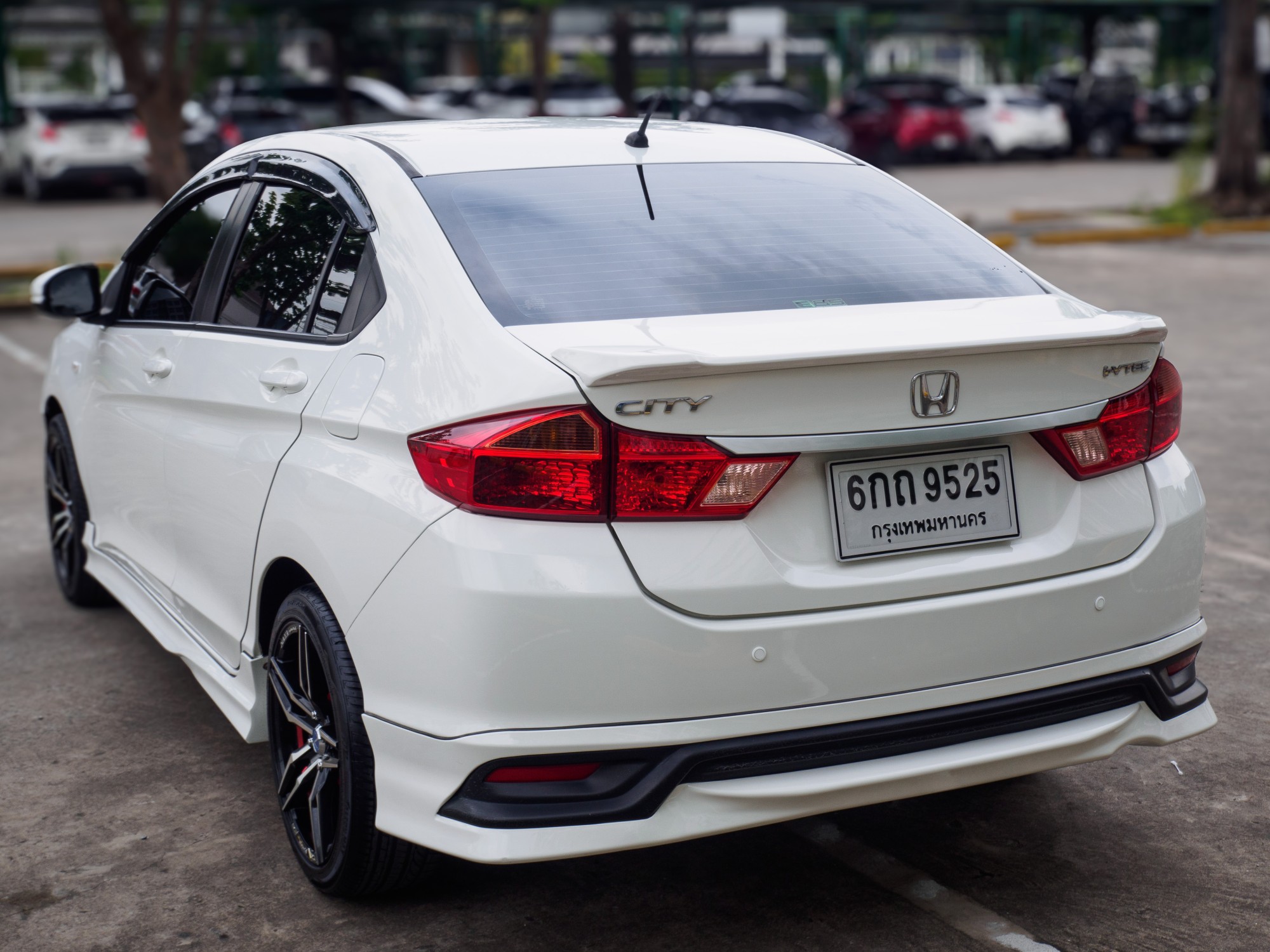 2017 Honda City สีขาว